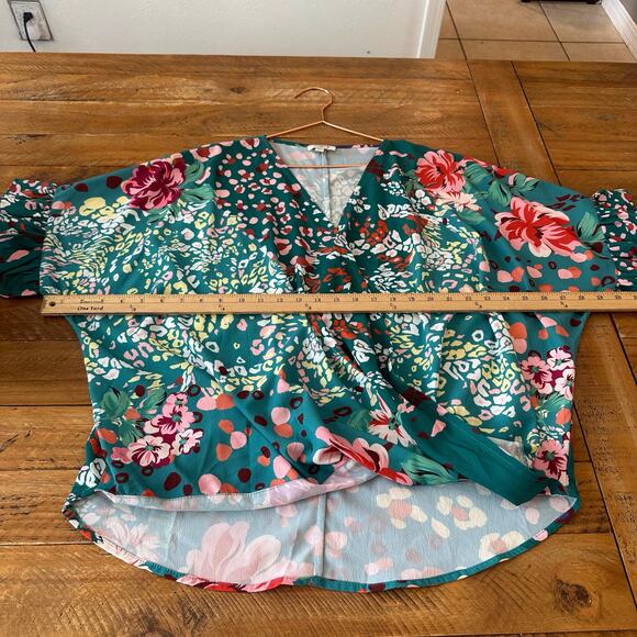 Umgee floral patchwork blouse ruffled sleeves medium - Picture 6 of 6